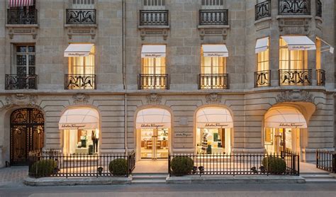 salvatore ferragamo boutique paris